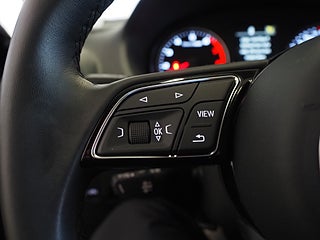 Kombi Audi Q2 19 av 21