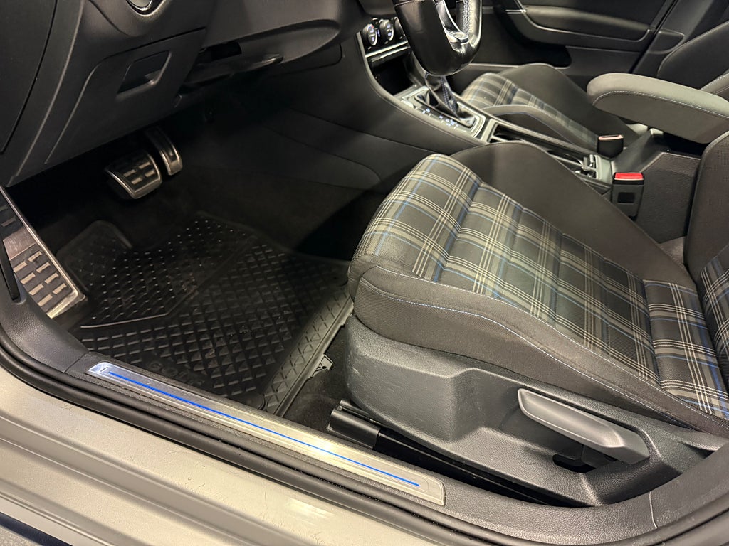 Volkswagen Golf 2016 - miniatyr 14