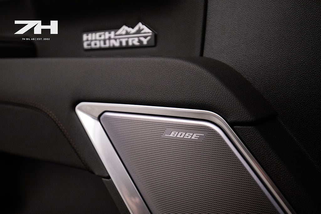 Chevrolet Silverado 1500 Crew Cab 3.0 Duramax D / 360° / Taklucka / BOSE®