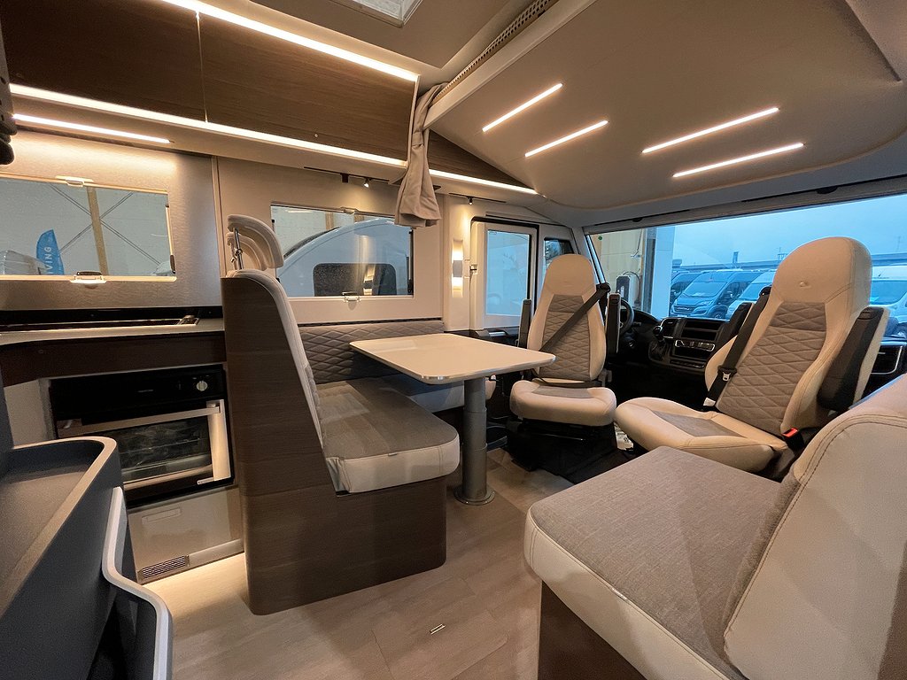 Adria Sonic Supreme 700 SL / Automat 180hk / ALDE / Taksäng - Adria