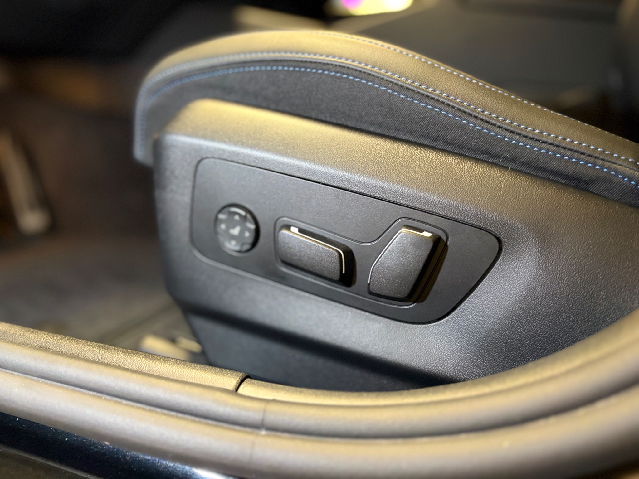 BMW i5 2025, photo 7/10