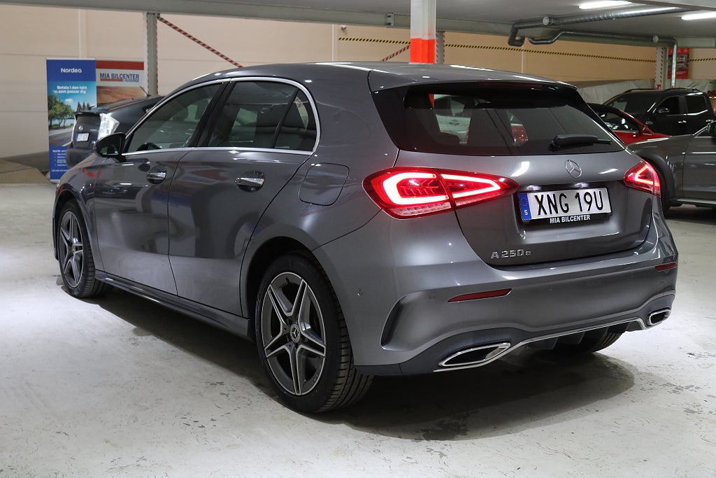 Mercedes-Benz A 2021 - miniatyr 6