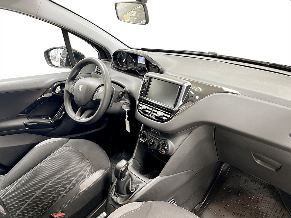 Bild på Peugeot 208 5D Active 1.2 VTi 82hk FARTHÅLLARE