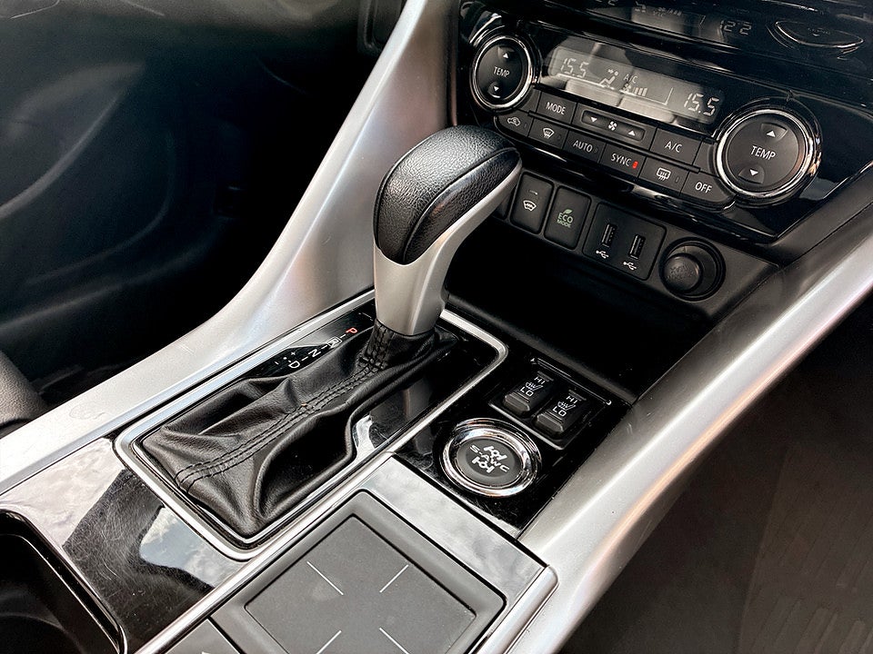 Bild på Mitsubishi Eclipse Cross Business 1.5 T-MIVEC 163hk Aut 4WD PANO B-KAMERA