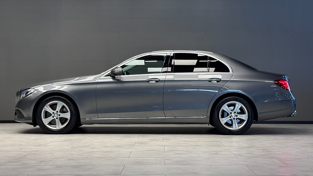 Mercedes-Benz E220 2017 - miniatyr 5