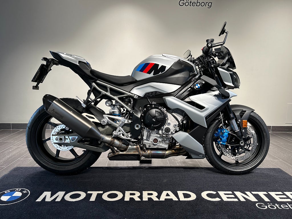 BMW M1000R