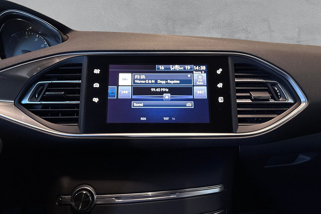 Peugeot 308 sw 1.2 PureTech 110 Active Nyservad 3-Brukare USB