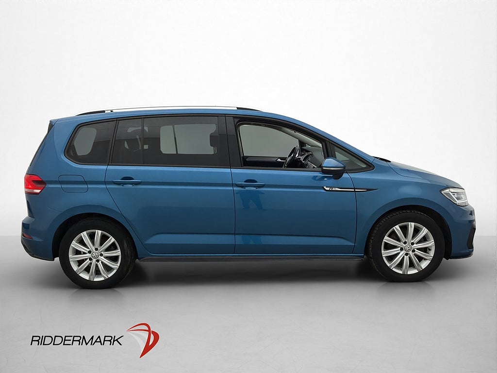 Volkswagen Touran 150hk 7Sits R-Line Pano Värm Kamera Drag