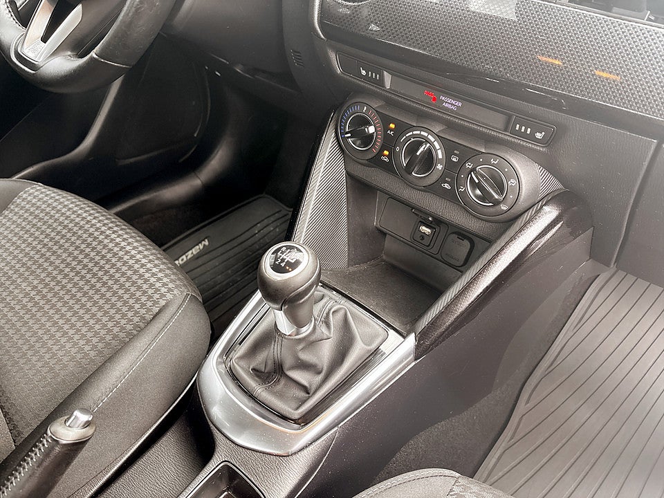 Bild på Mazda 2 5D Core 1.5 SKYACTIV-G 90hk FARTHÅLLARE