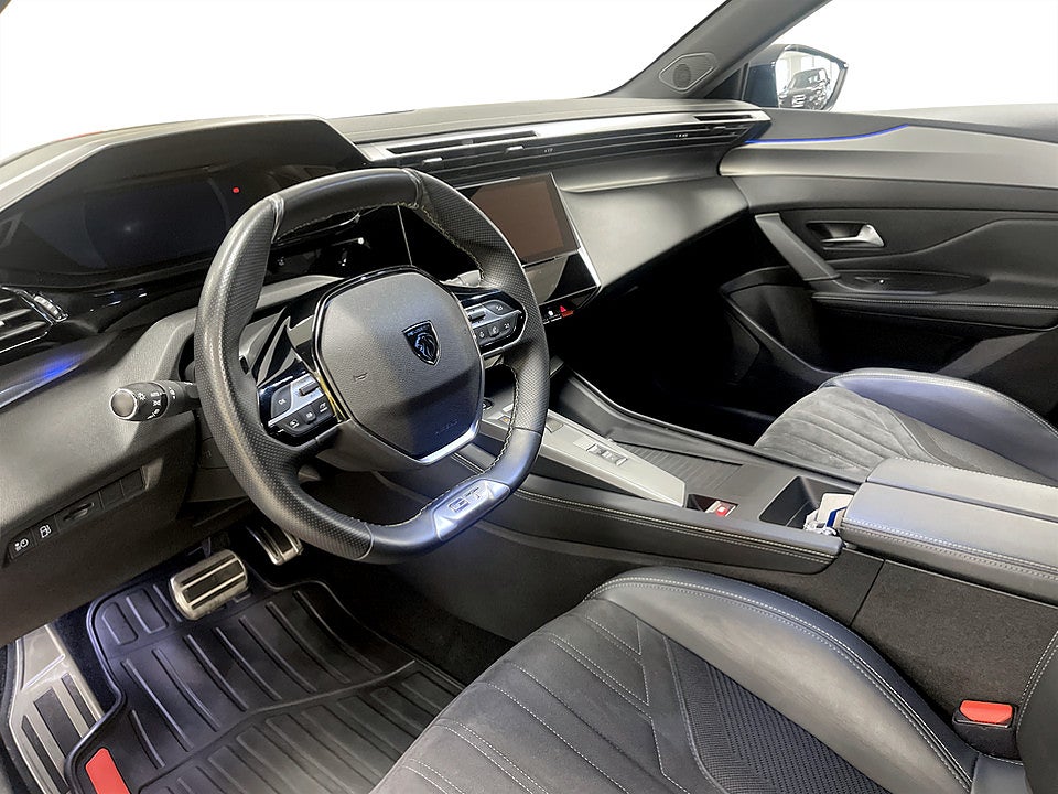 Bild på Peugeot 308 5D GT PHEV 225hk Aut B-KAMERA CARPLAY