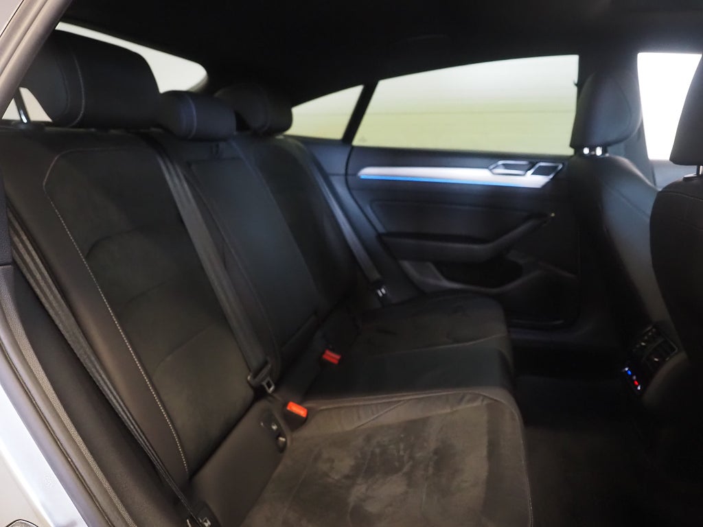 Volkswagen Arteon TDI 190hk 4M R-Line |Pano|Dynaudio|Cockipit|Coils