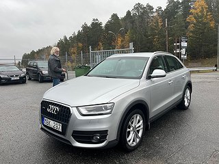 Audi Q3 2.0 TFSI 211hk quattro AUT Navi Nyservad Toppskick