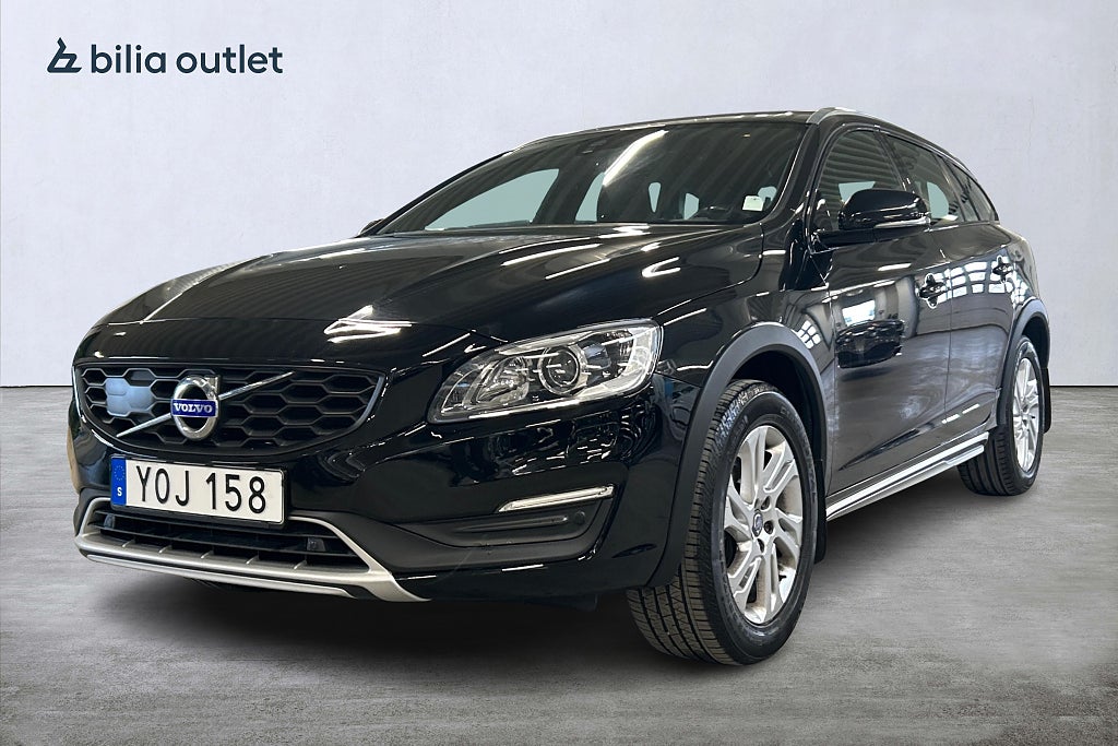 Volvo V60 Cross Country D4 Classic Plus 190hk Drag Navi P-värm Rattvärme 