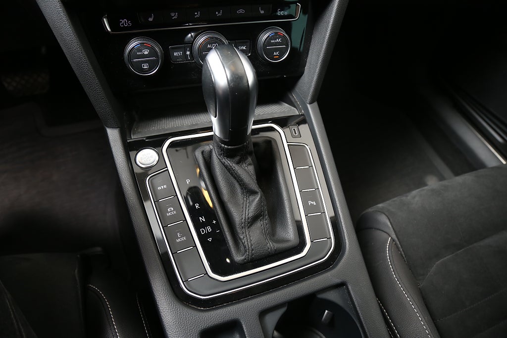 Volkswagen Passat GTE 1,4 TSI Plug-in 218hk SC Navi Kamera Drag Leasbar 2020