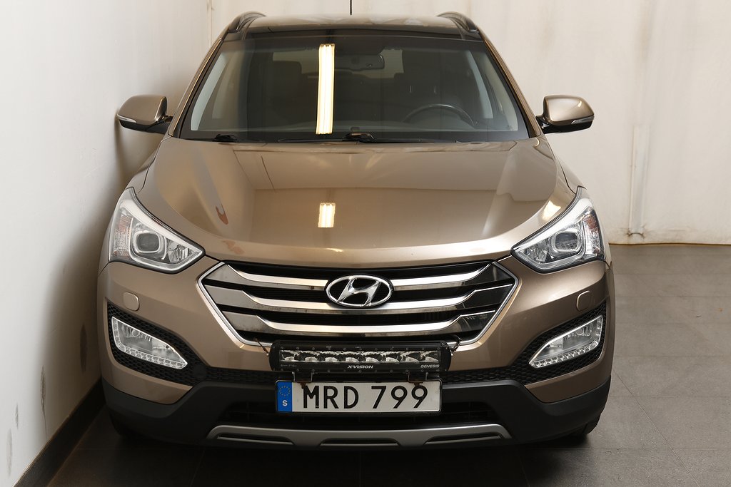 Hyundai Santa Fe 2,2 CRDi Premium AWD Aut Pano D-värme Drag 2015