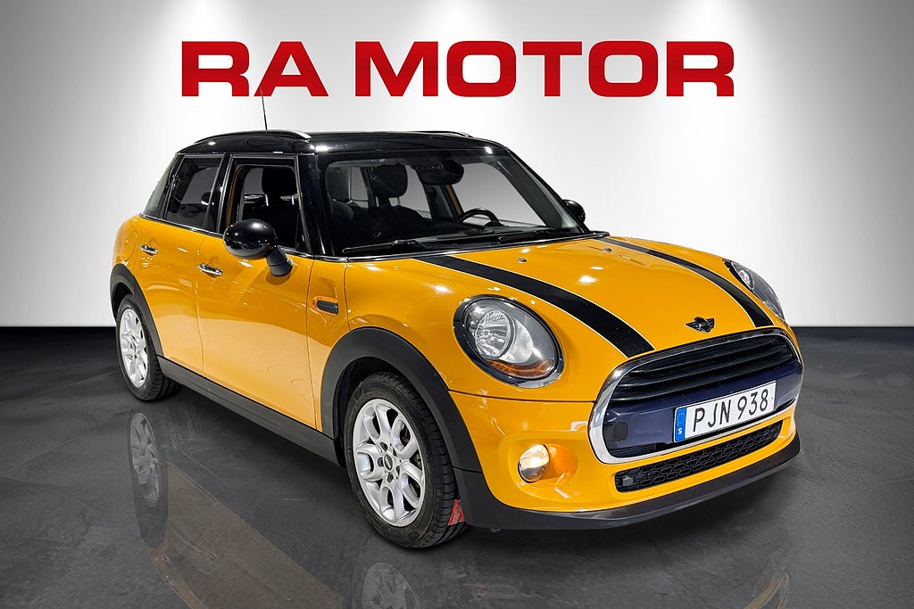 MINI Cooper 5-dörrars Pepper | Automat | P-sensorer bak 2017