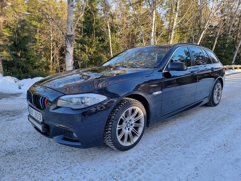 BMW 520d Touring Steptronic M-paket / PANORAMA