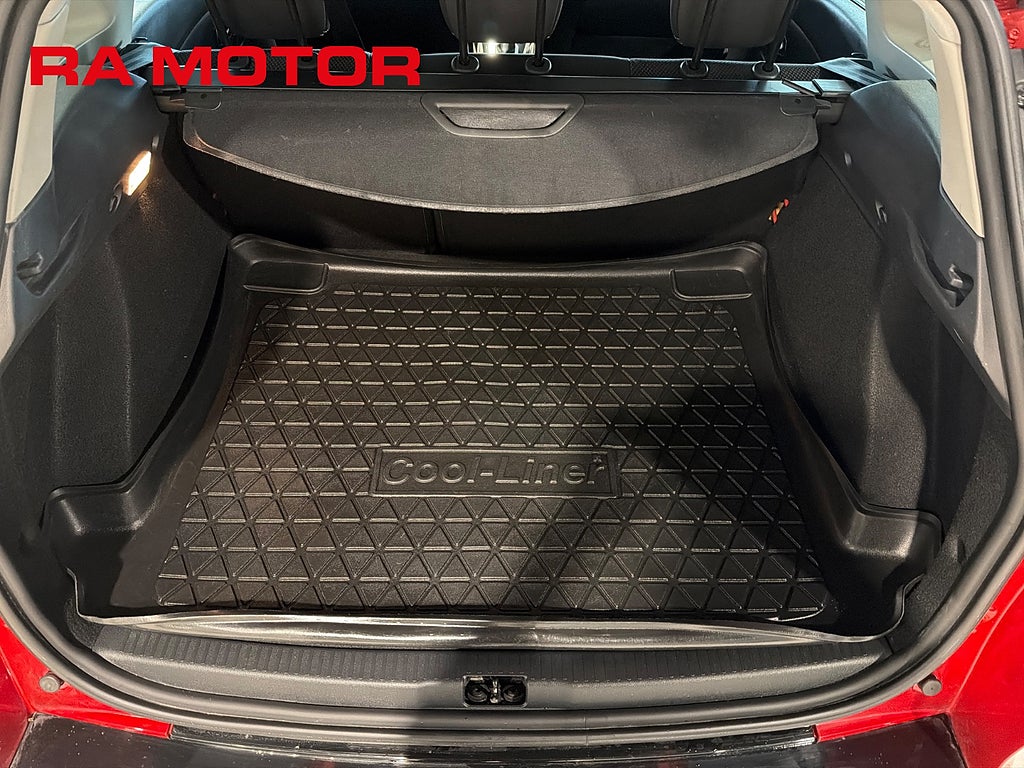 Renault Clio Sport Tourer 1.2 118hk Aut Intense | Navi | P-Sensor