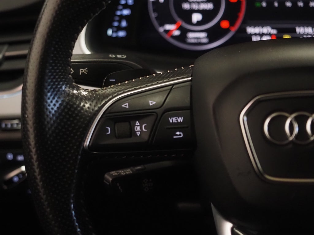 Audi Q7 3.0 TDI V6 272hk Quattro S Line 7-Sits Cockpit Bose Drag 2016