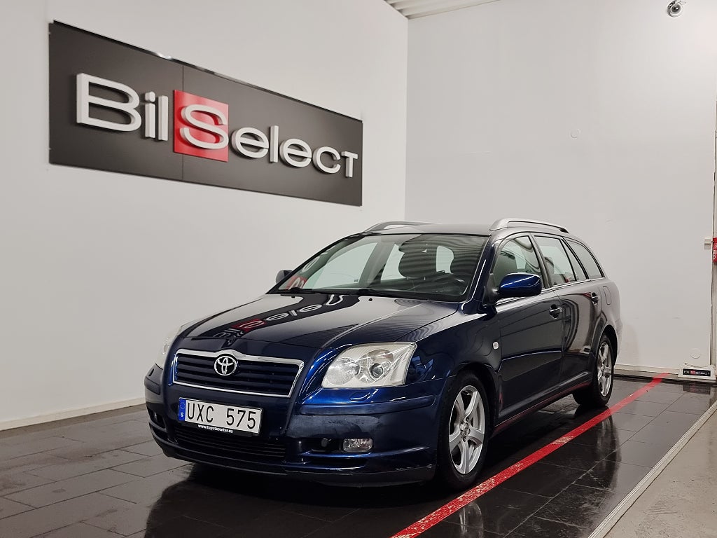 Toyota Avensis Kombi 2.0 D-4 VVT-i Automat 2 Ägare Ny Servad 