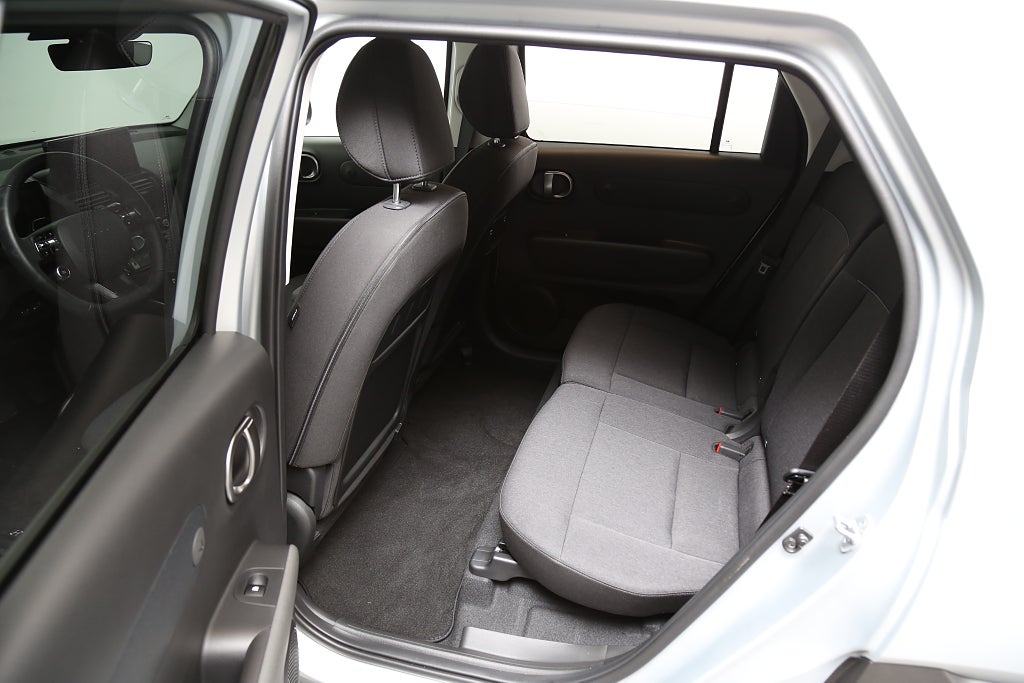 Hyundai Inster 49kWh Advanced 370 km Värmepump FD. demobil 2025