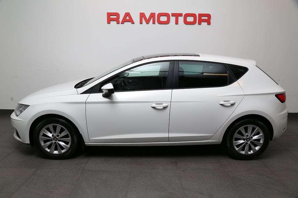 Seat Leon 1,0 TSI Style 115Hk Panorama Kamera P-sensorer 2020