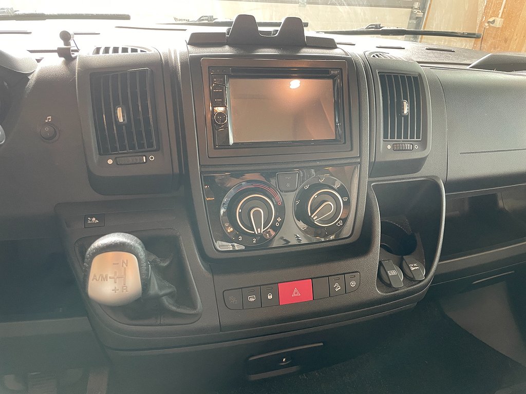 Rapido 866 F / Automat / AC bodel / Solcell / Taksäng  - Rapido