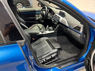 Halvkombi BMW 320 7 av 23