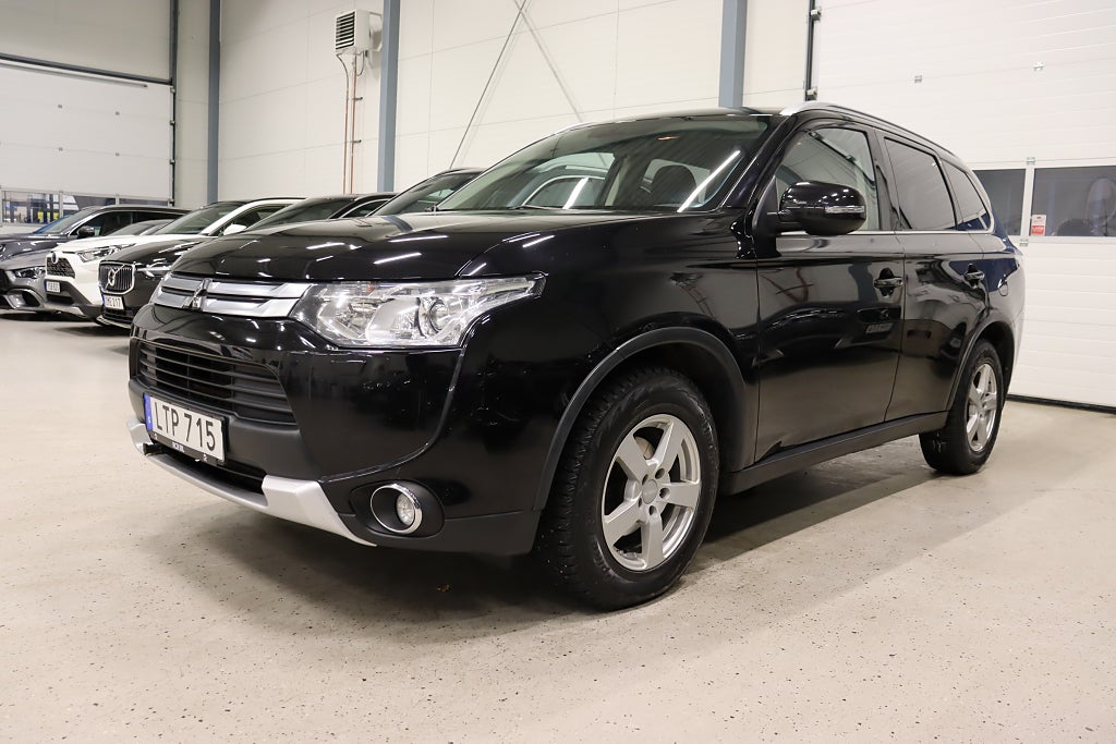 Mitsubishi Outlander 2.2 4WD M-Värm Läder 7-Sits 150hk