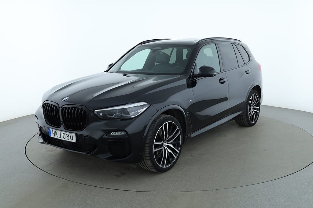 BMW X5 M Sport / 360, HUD, Pano, Värmare, H/K, 7-Sits