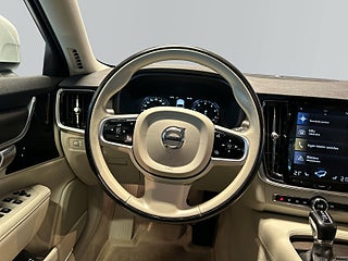 Volvo V90 Cross Country T5 AWD Geartronic Pro Edition MOMS/H&K/SoV/Kamera/Skinn