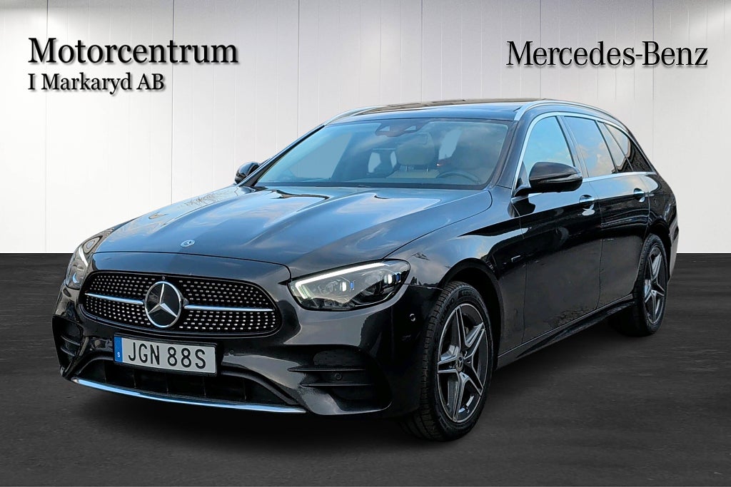 Mercedes-Benz E 300 de 4M Kombi/Amg/Premium Plus/Läder/Head-Up/Drag