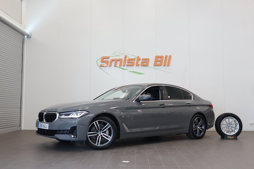 BMW 530e xDrive Sedan PANO LASER LÄDER DRAG MOMS/VAT 292hk