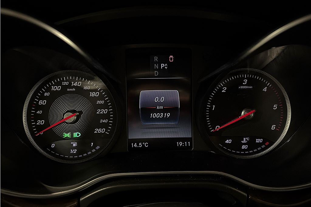 Mercedes-Benz V 250d 3.1t 7-sits Drag, Läder, Navi, Kamera