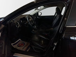 Mazda 3 Sport 2.2 SKYACTIV-D OPTIMUM/NAV/Värmare/Bose/HuD