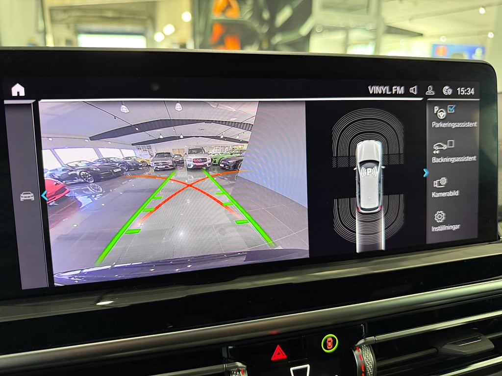 BMW iX3 M Sport Glastak Cockpit Läder Drag - bild 19