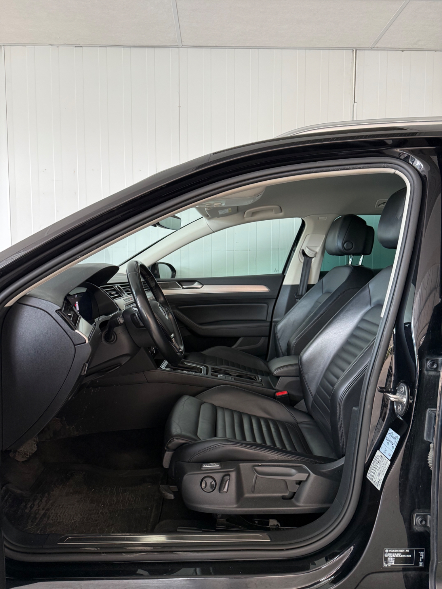 Volkswagen Passat 2018, bild 6/41