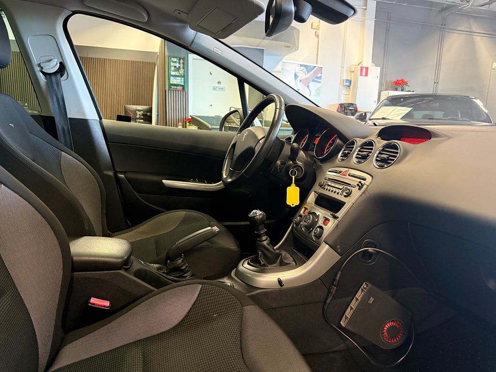 Peugeot 308 sw 2011 - miniatyr 17