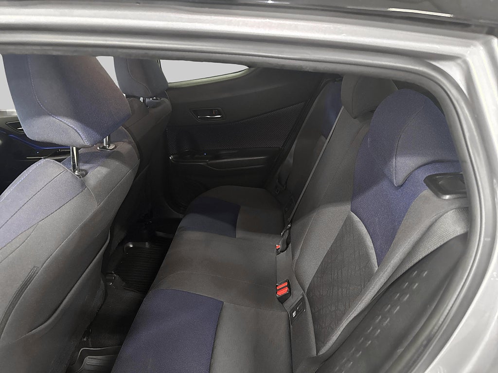 Toyota C-HR Hybrid CVT Style 122HK Drag – bild 9