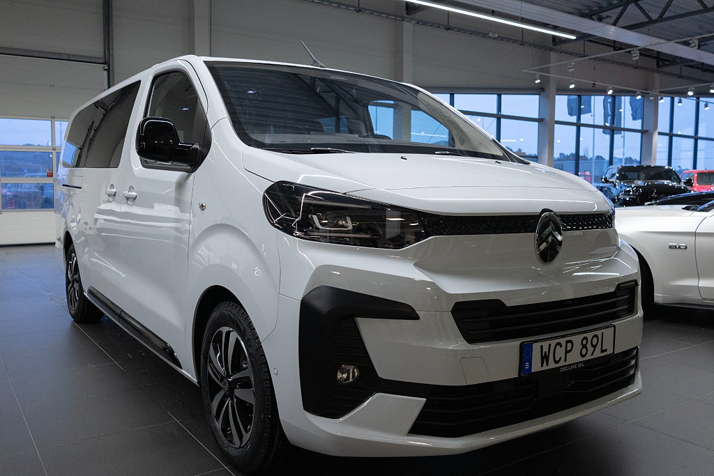 Citroën SpaceTourer 180hk MAX Läder 8-sits Webasto OMG LEVERANS 5 års garan