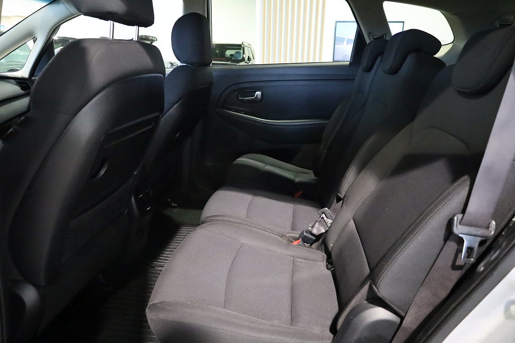 Kia Carens 1.7 CRDi AUT GLS Drag M-Värme 7-Sits Blåtand Rattvärme 2016