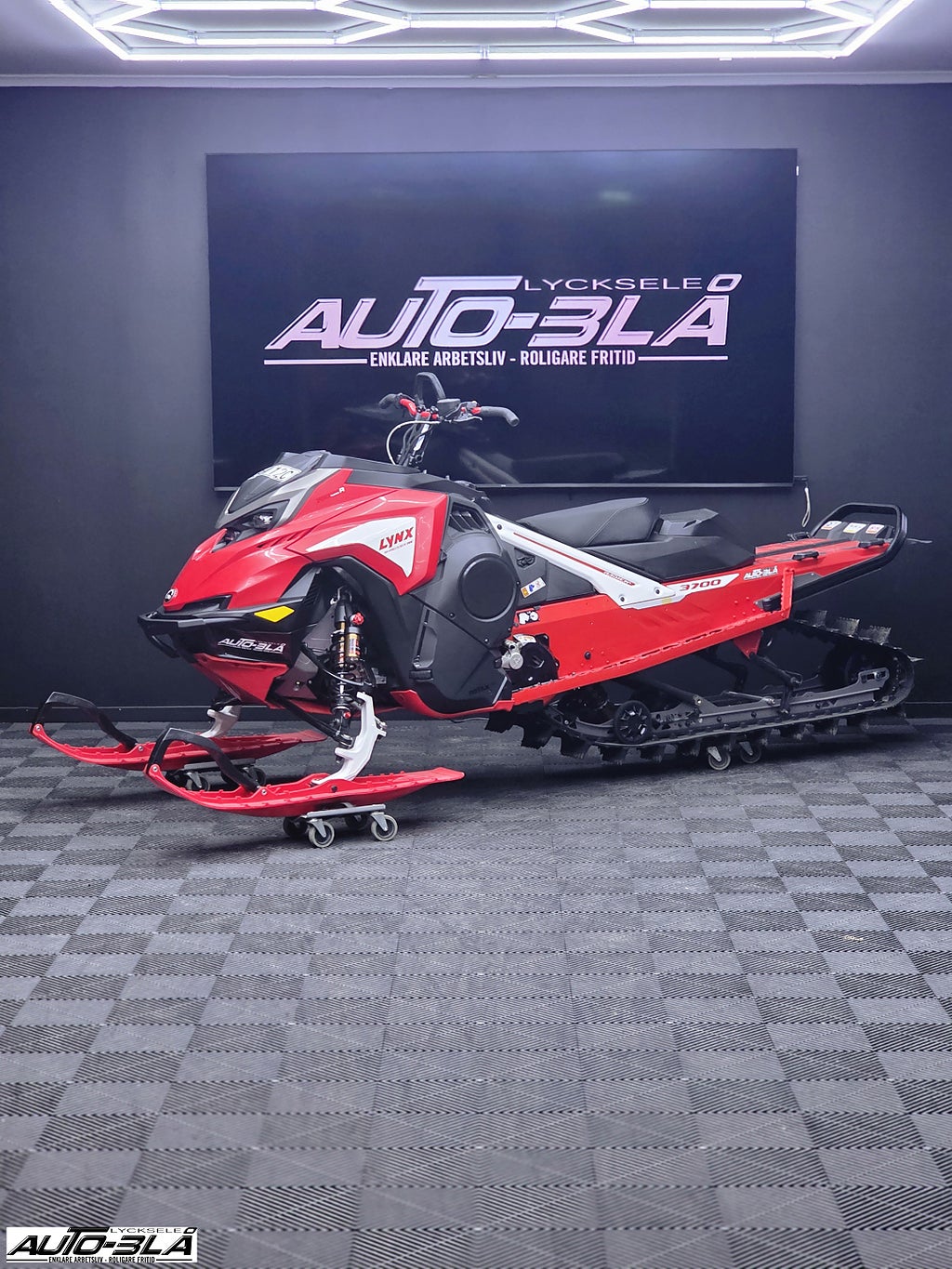 Lynx Shredder RE 3700 850 E-TEC Turbo R HUB