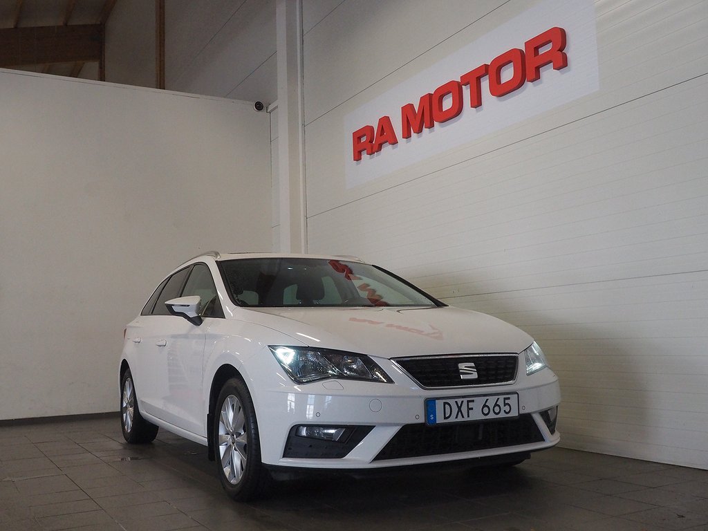 Seat Leon ST 1.0 TSI 115hk Style 2-ÅRS GARANTI | Drag | Pano | Cockpit |