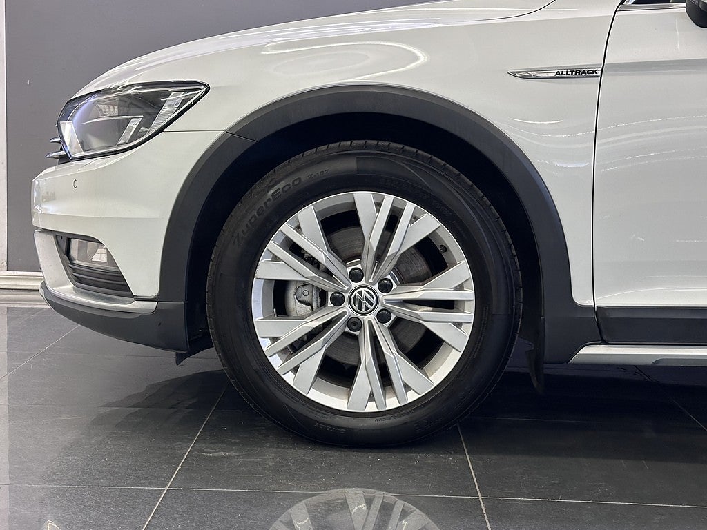 Volkswagen Passat Alltrack 2.0 TDI SCR 4Motion Alltrack Backkamera Drag Nykamrem