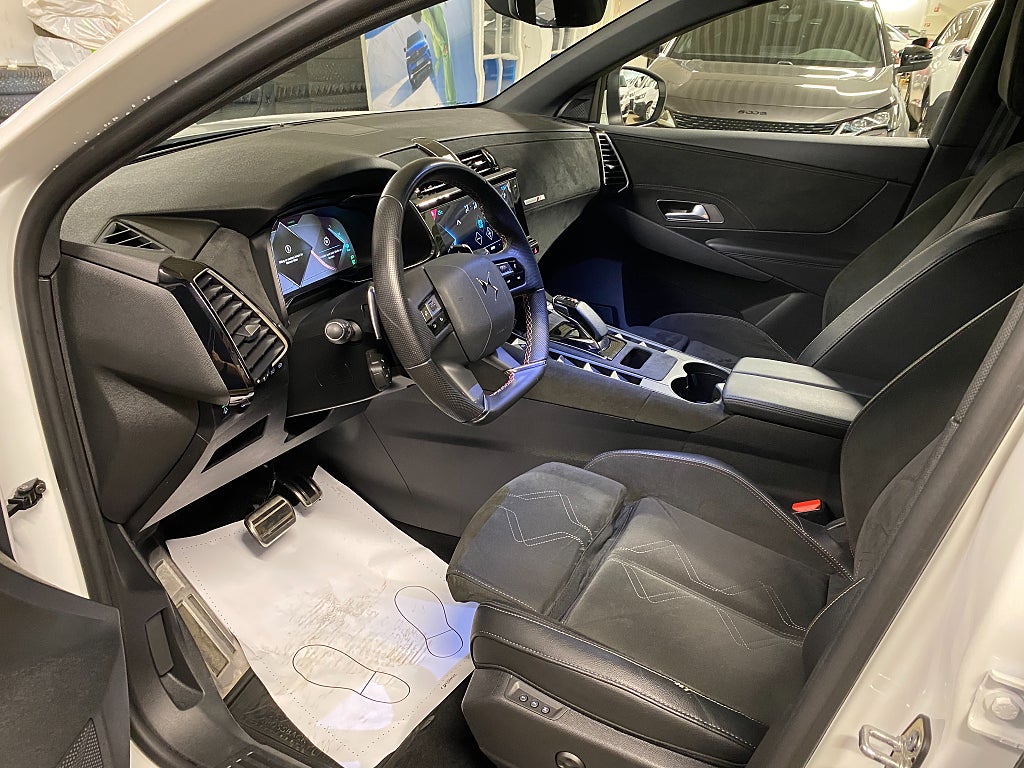 Bild på DS 7 Crossback E-Tense 4x4 300hk