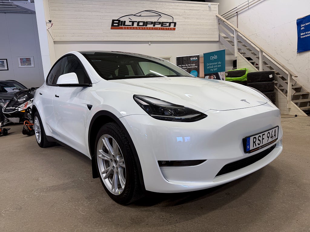 Tesla Model Y Long Range 514 hk AWD Dragkrok / Leasebar / Autopilot