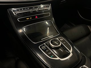 Mercedes-Benz E 220 d Avantgarde SoV-däck/Navi/Skinn/Kamera