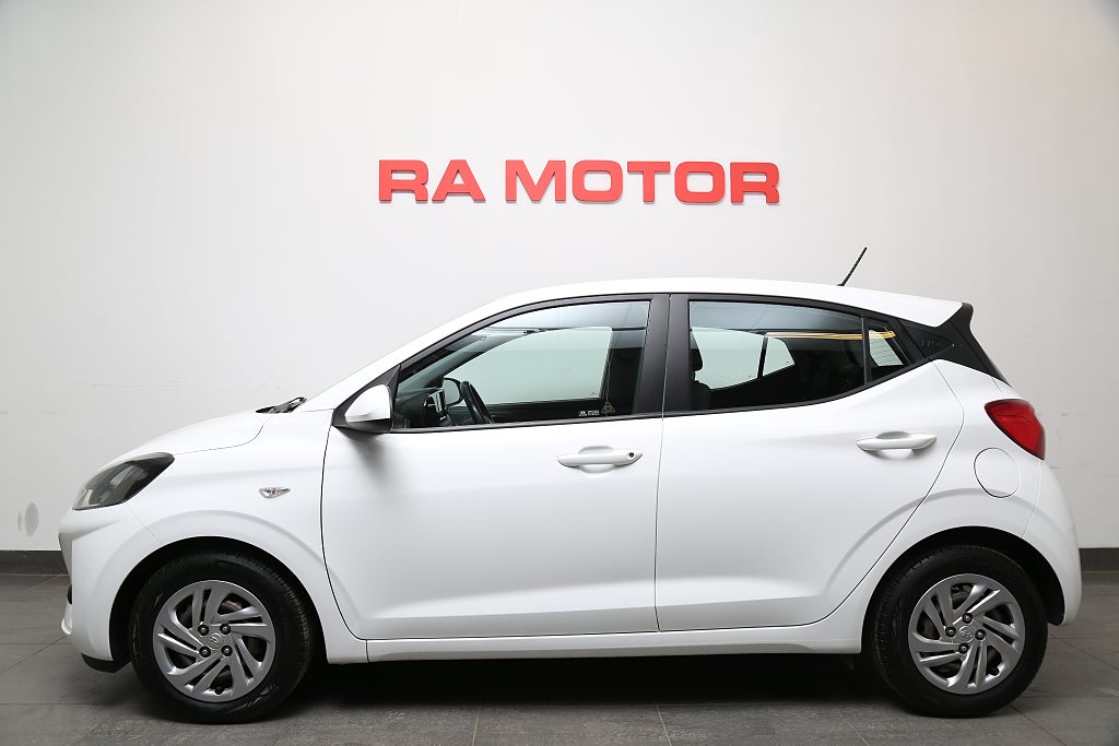 Hyundai i10 1,0 blue 67hk AMT Essential Automat CarPlay 2020