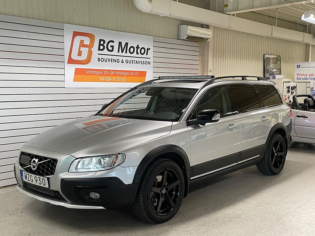 Volvo XC70 D5 215HK AWD Aut Dynamic Edt Momentum Taklucka