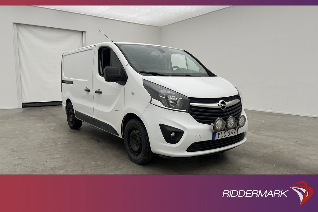 Opel Vivaro 1.6CDTI Värmare Dragkrok V-inredd B-Kamera Moms